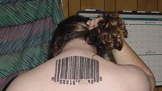 [barcode_tattoo_01.jpg]