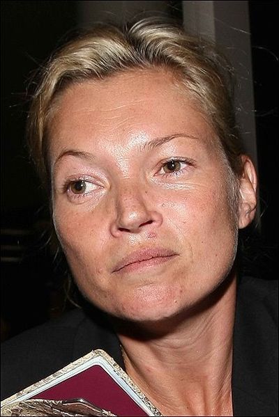 [Celebrities_Without_Makeup_09.jpg]