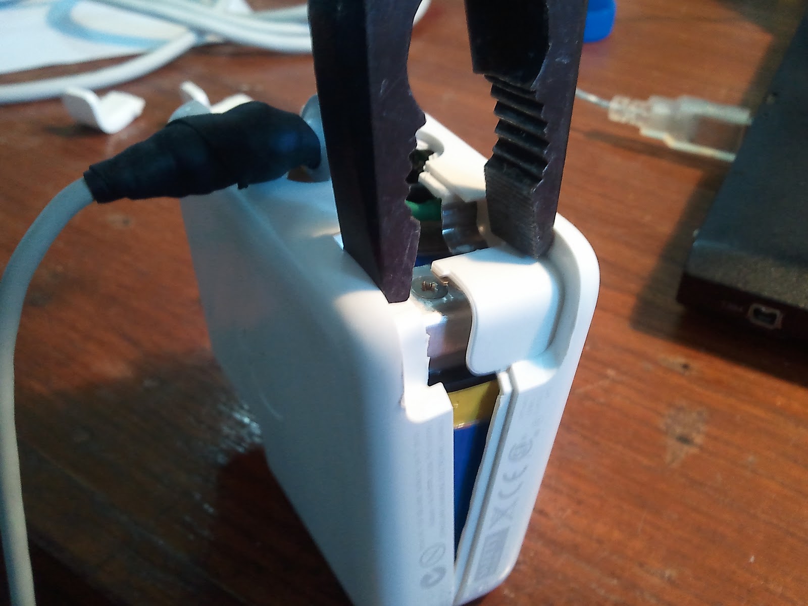 Fix AC Adapter MacBook