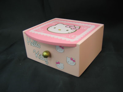 hello kitty jewellery box