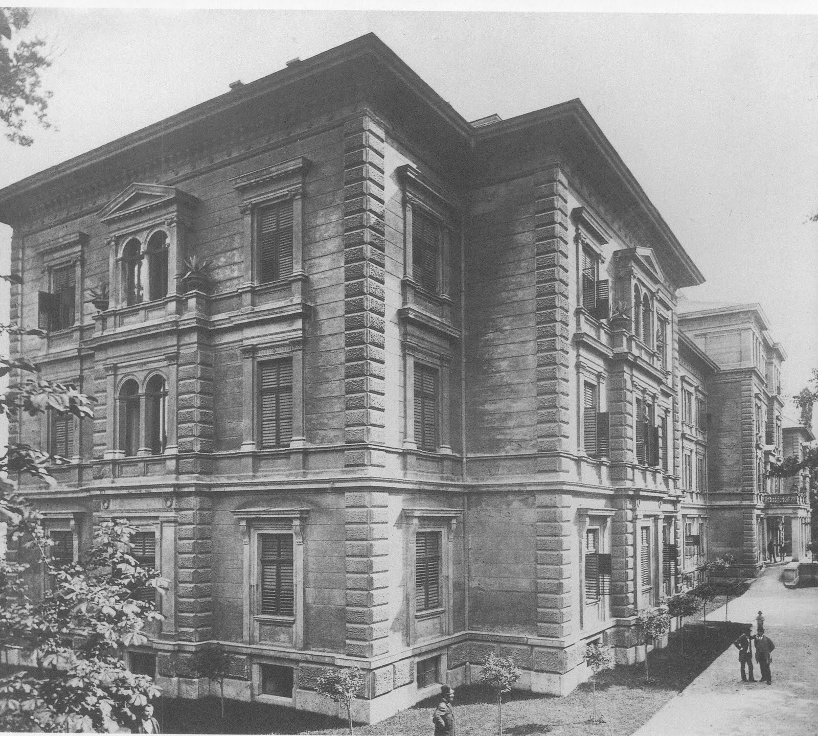 [margitsziget08.jpg]