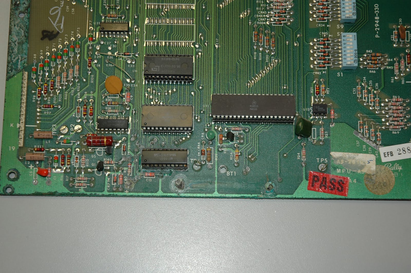pinball & stuff Circuit board damage
