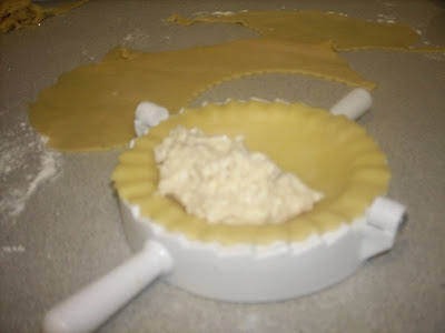 Empanadillas de ave y jamón a la bechamel