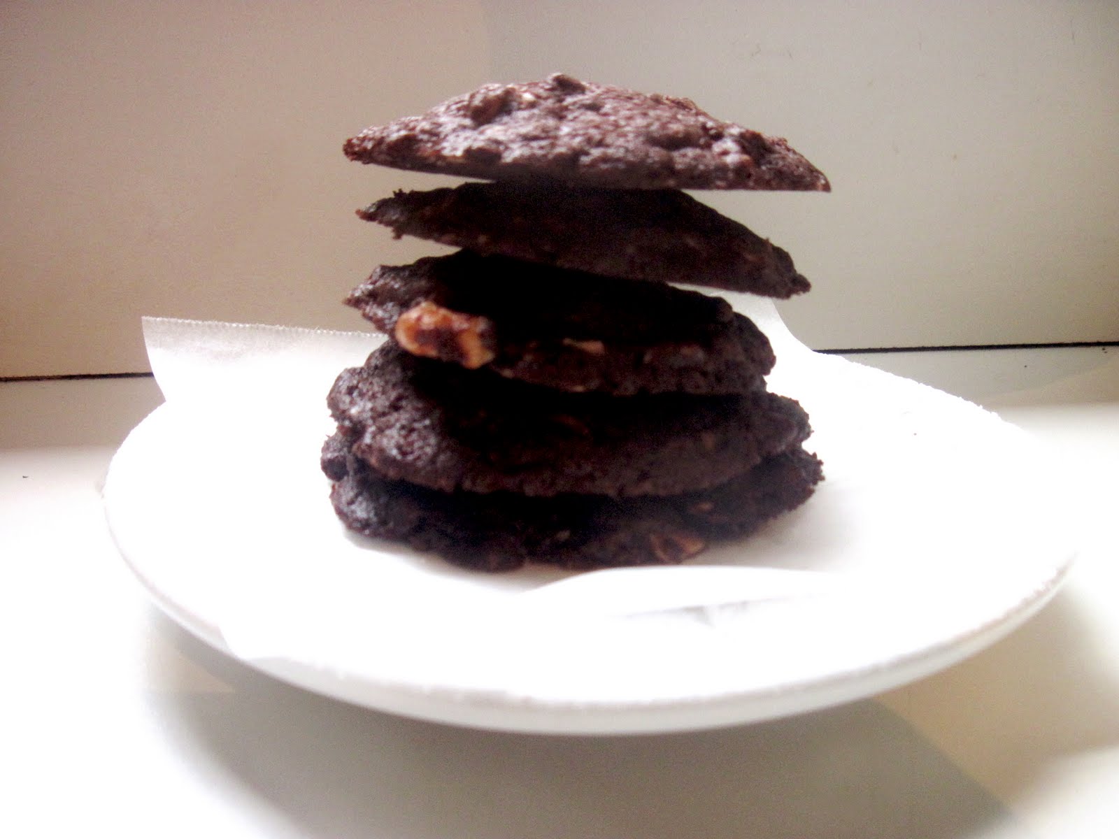 [chocolate+chip+a+nut+cookies.jpg]