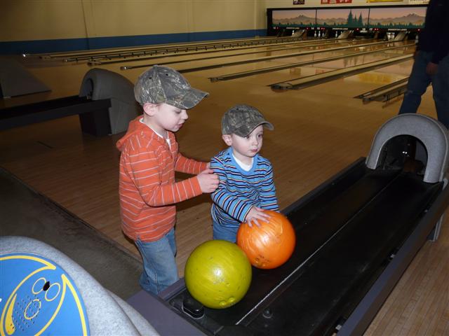 [Bowling+017+(Small).jpg]