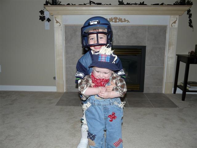 [Halloween+2008+021+(Small).jpg]