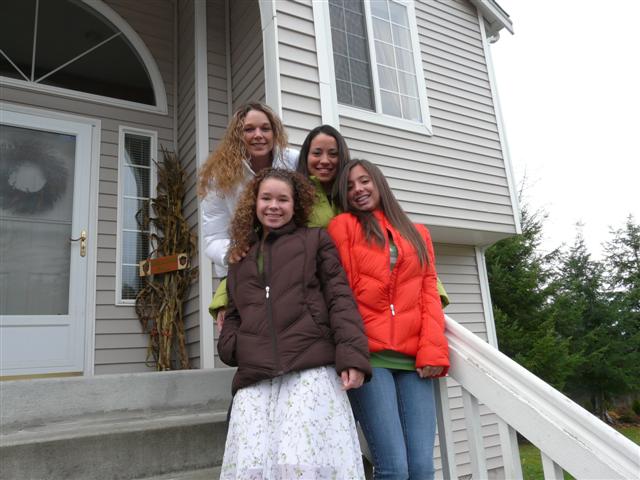 [Thanksgiving+009+(Small).jpg]