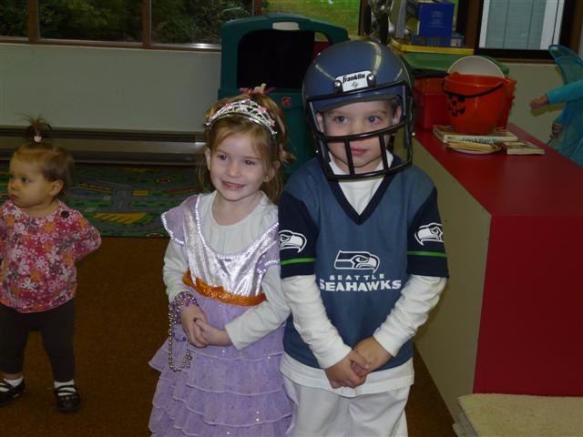 [Oct31+023+(Small).jpg]