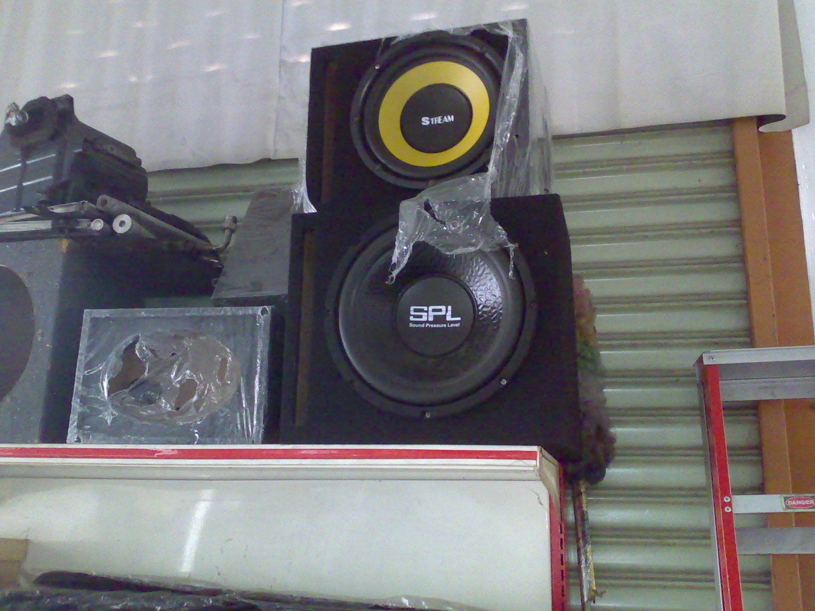 Yong Car Air Conditioner yong aircond servicing and car accessories