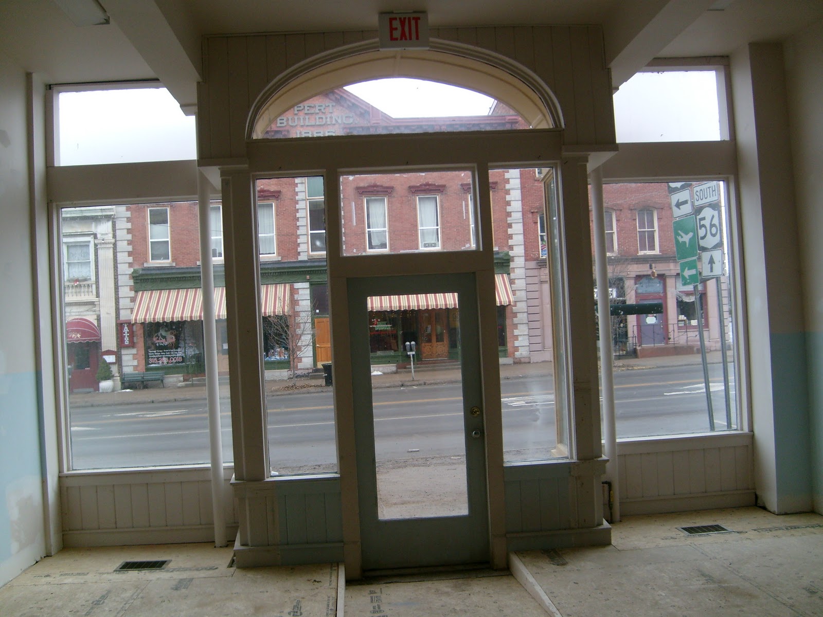 Maple Run Gourmet Grocery and Gift Emporium