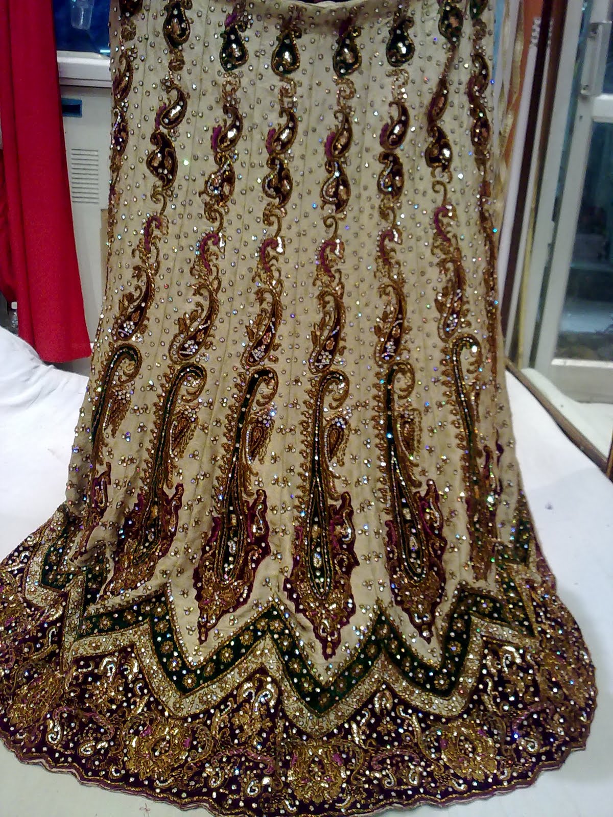 lehnga design 2014 Latest for engagement images for kids for marriage ...