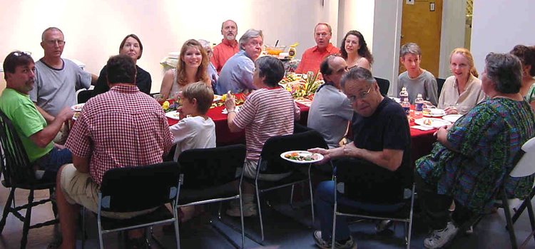 [Closing+dinner+1.jpg]
