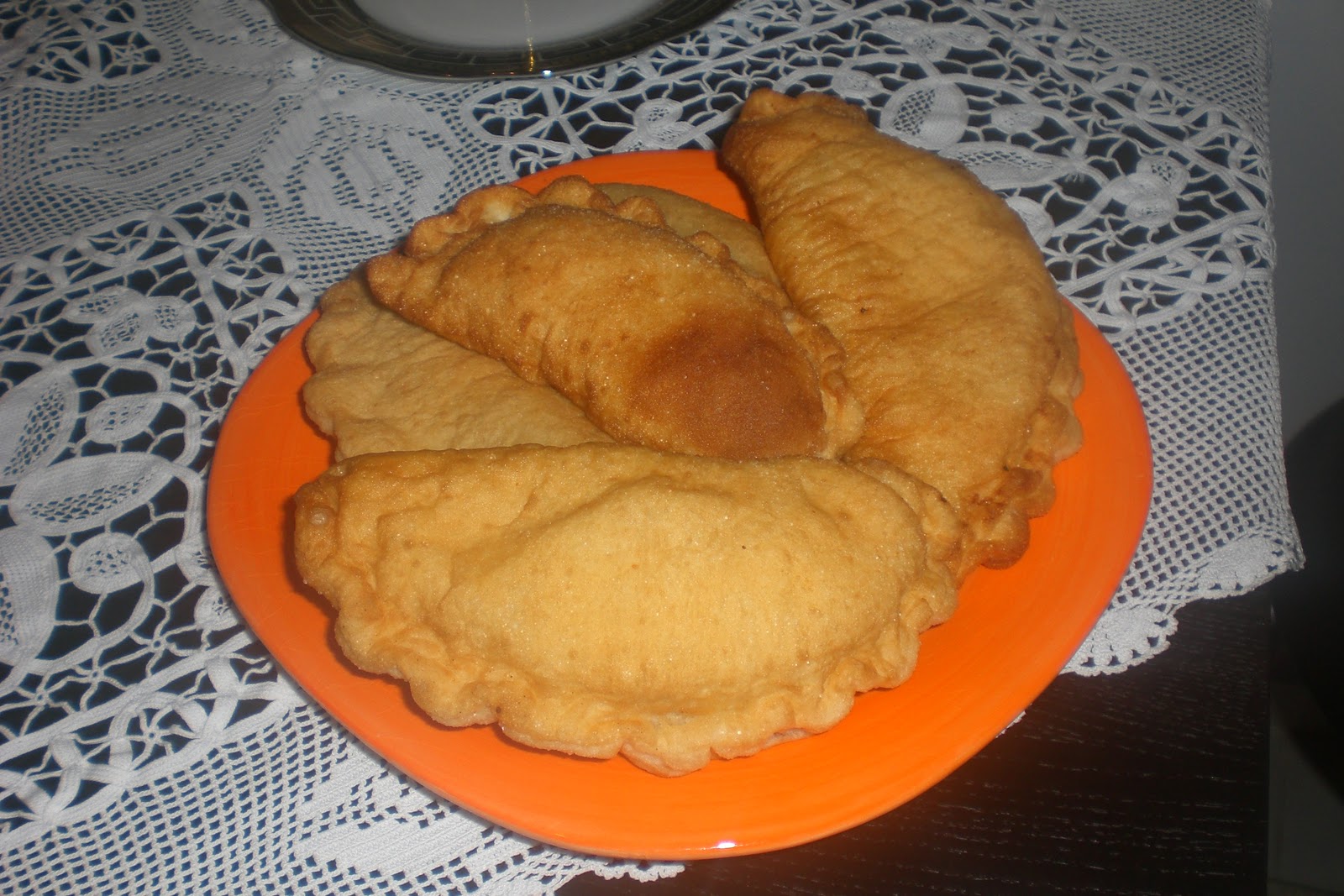 LEZZETLİ ELLER İSTASYONU PUF BÖREĞİ(MAFİŞ kars yöresinin)