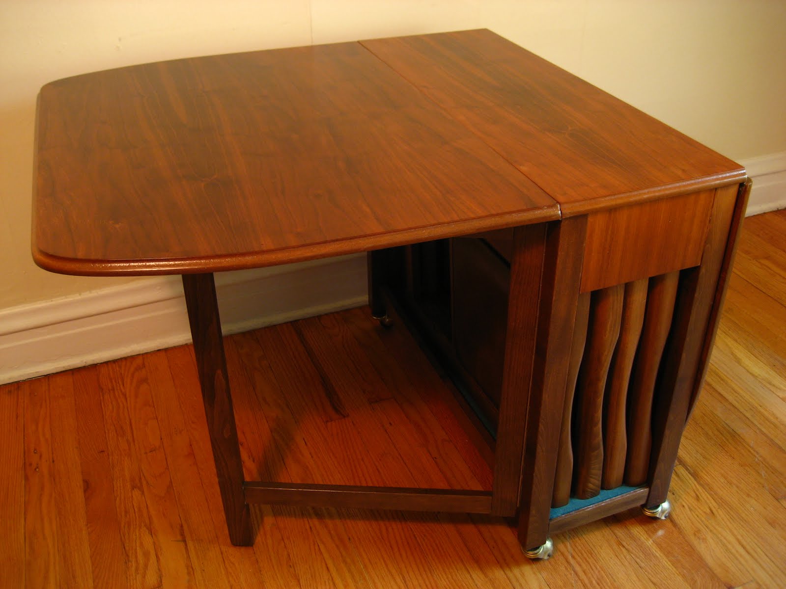 Storage Table Design at Dean Metoyer blog