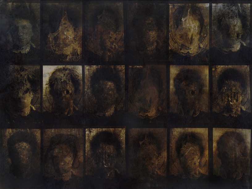 [Dark+House+Quarter.jpg]