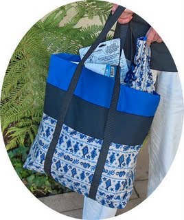 [sew+cal+12+pkt+bag.jpg]