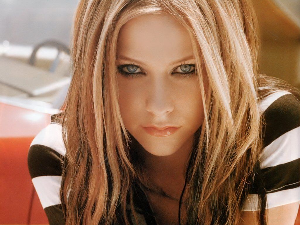 Angelitos Y Diablillas Avril Lavigne