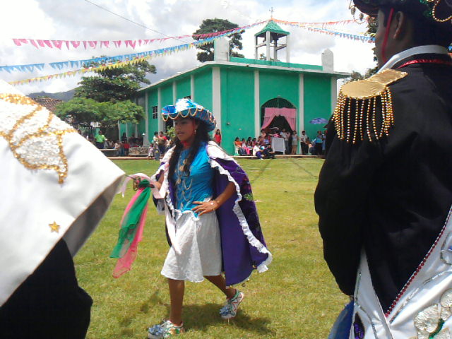 Sami Rivas: LA DANZA DE LOS MOROS Y CRISTIANOS (2)