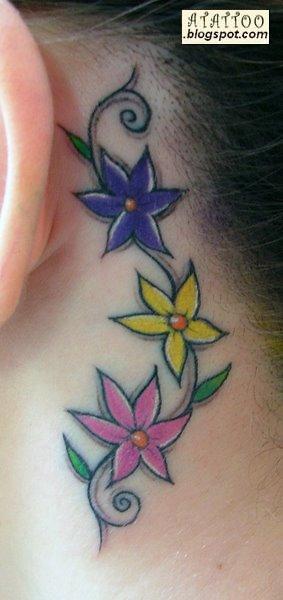 Fotografía tattoos con flores para el puño  artístico