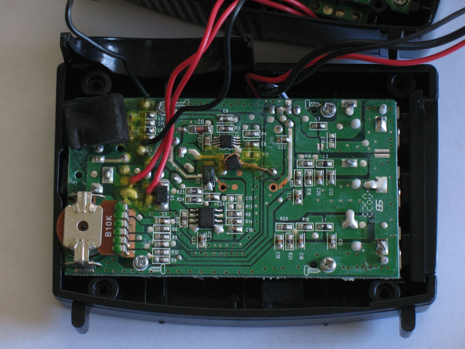 Video Technology Inside the JAKKS Pacific Eyeclops Mini Projector