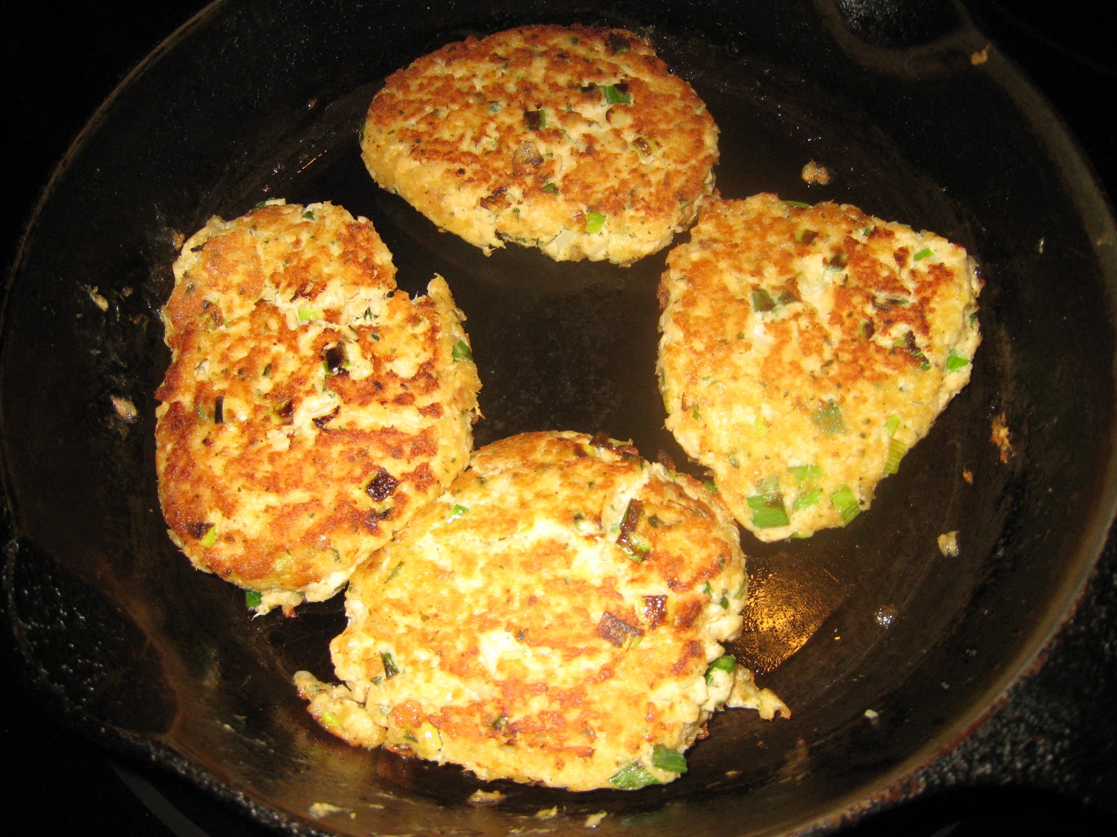 Karey's Kitchen Salmon, or Tuna, or Crab Cakes
