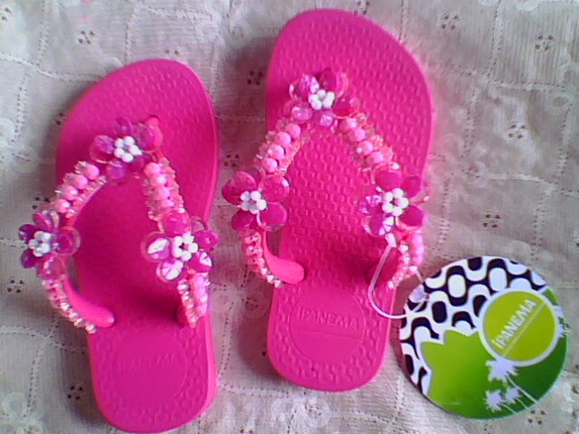 Chinelo infantil bordado com pedraria Clearance