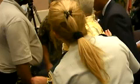 [Picture+13B+-+Checking+In.png]