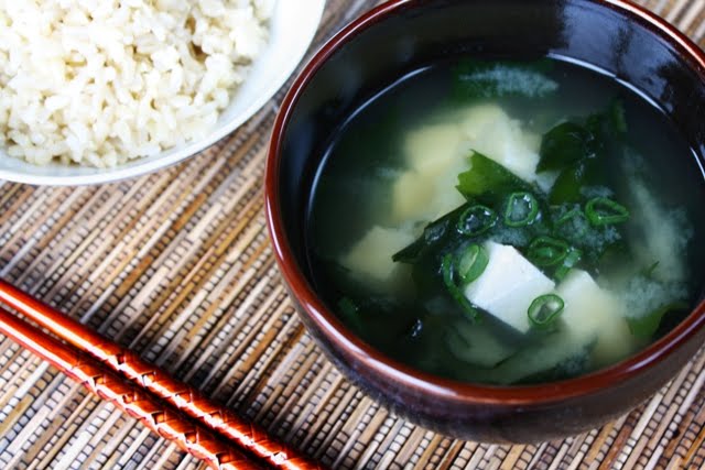 Xing Fu DRINKING SEAWEED SOUP FOR GOOD HEALTH AND LONGEVITY