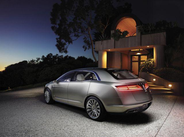[2008-Lincoln-MKT-The-Ultimate-Touring-Vehicle-E-640.jpeg]
