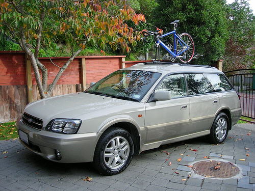 [Subaru+Outback+older.jpg]