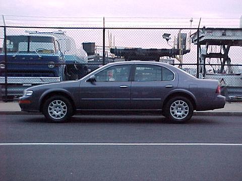 [1997-Nissan-Maxima-grey-purple-A-640.jpeg]