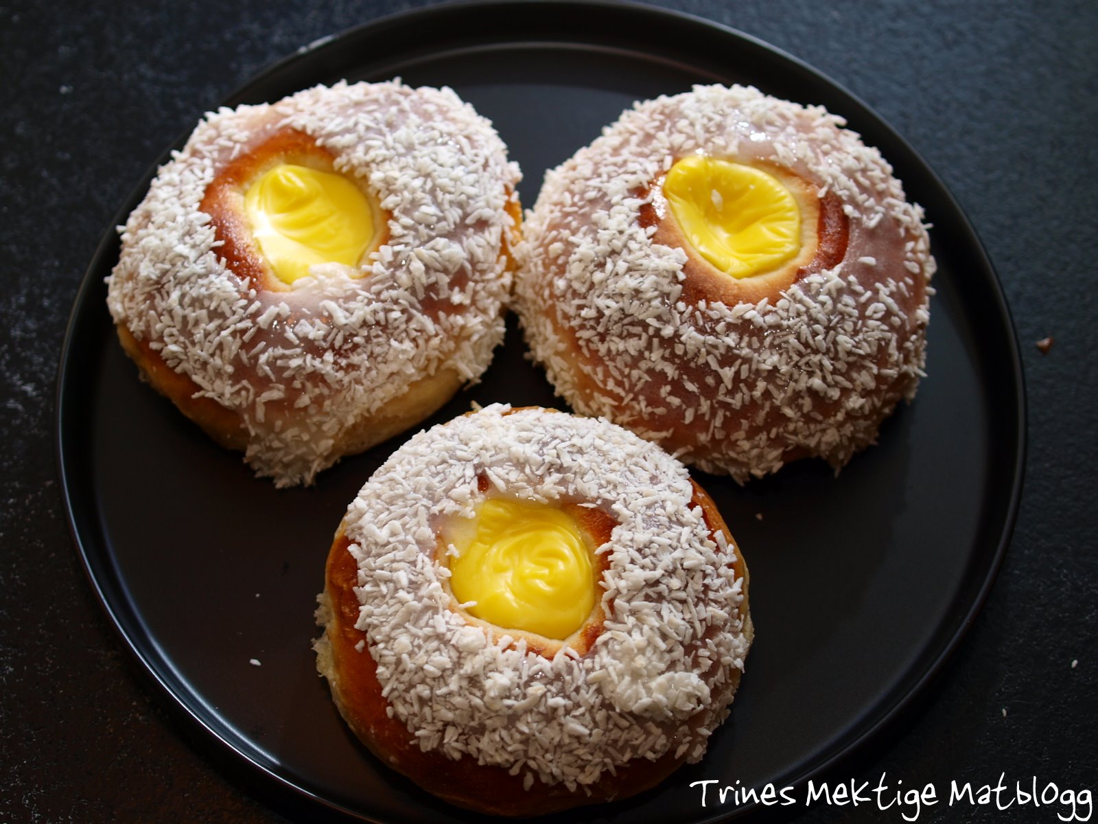 Skolebrød Med Vaniljekrem