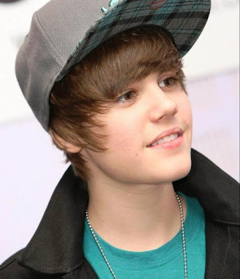 justin bieber hot photos. Labels: Justin Bieber, Justin
