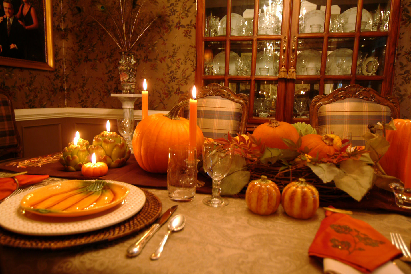 A Perfect Setting: A Perfect Setting for Pumpkins