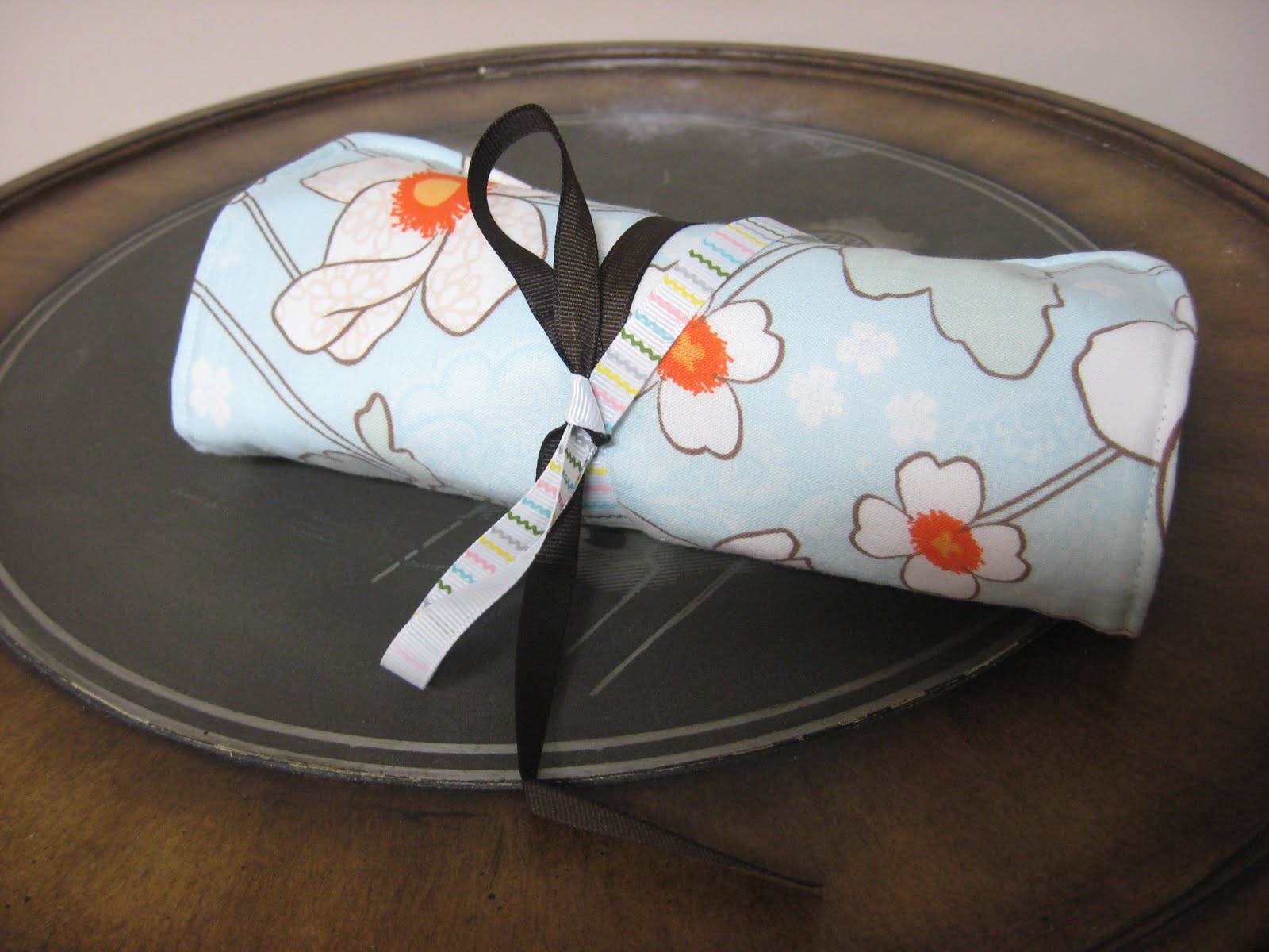 Craft with Confidence Jewelry Roll