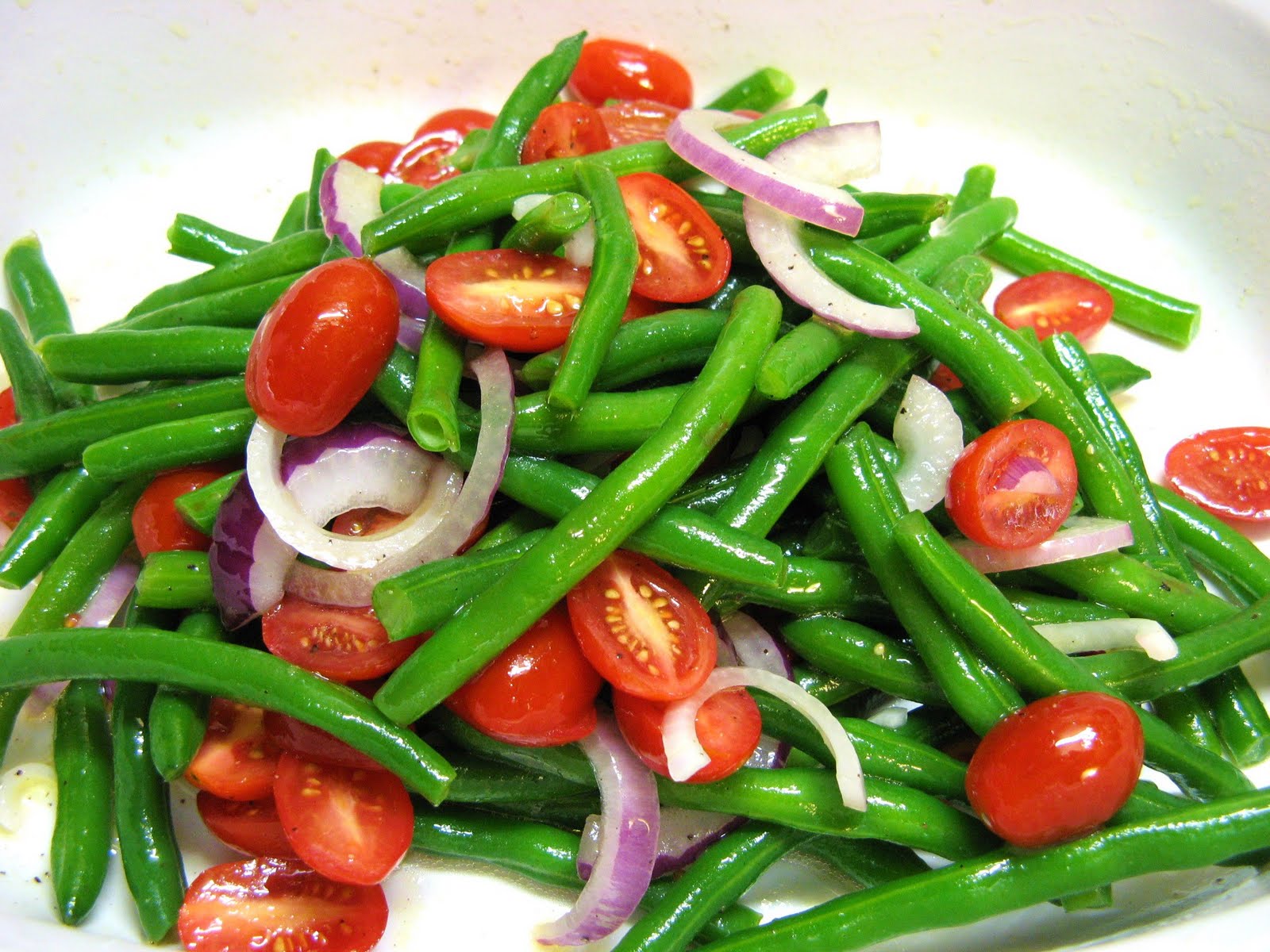The WellFed Newlyweds Green Bean Salad
