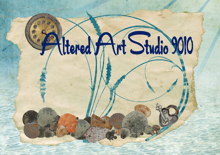 Altered Art Studio 9010