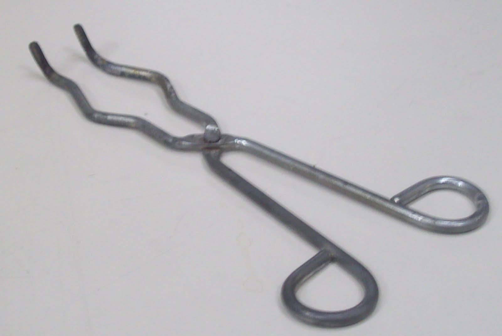 Física Mariano Moreno Materiales Básicos de