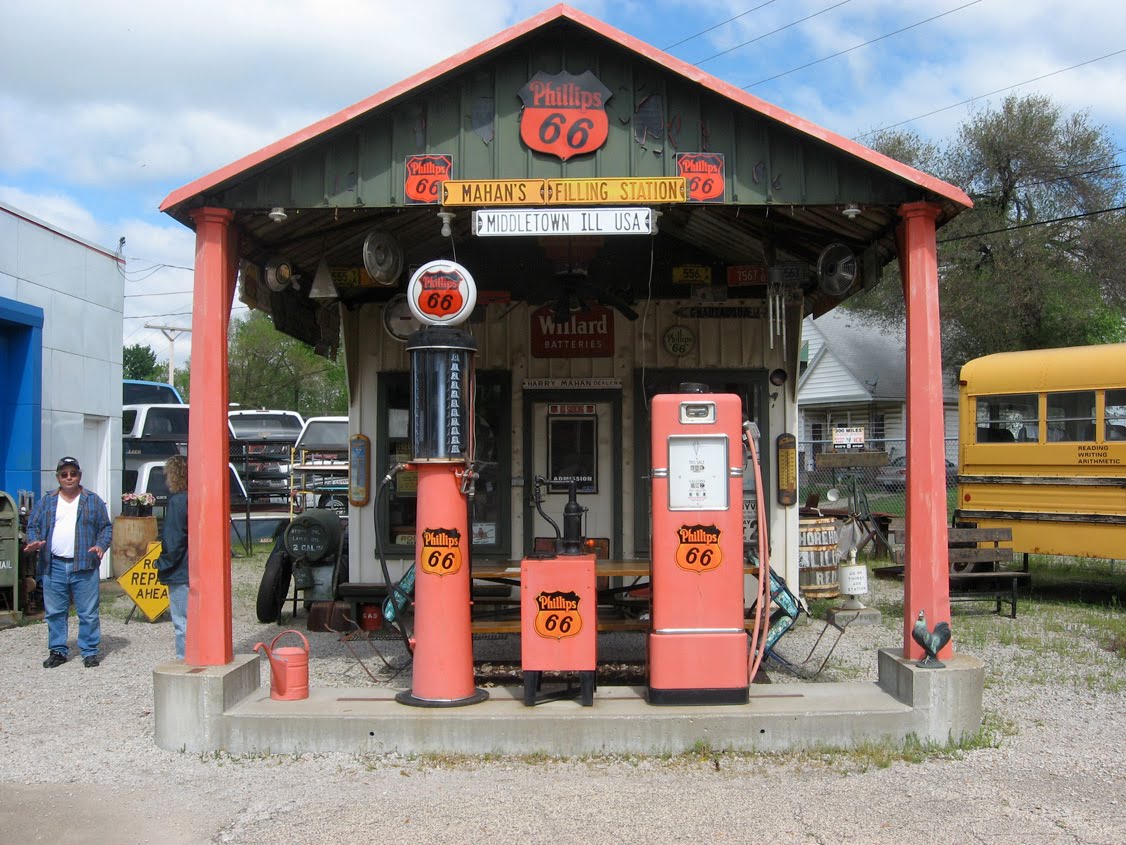Eccentric Roadside Fill 'er up with nostalgia Shea's Gas Station