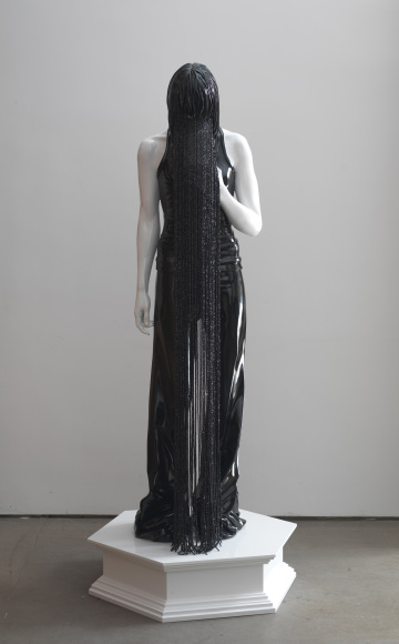 [goth_girl_high_front.jpg]