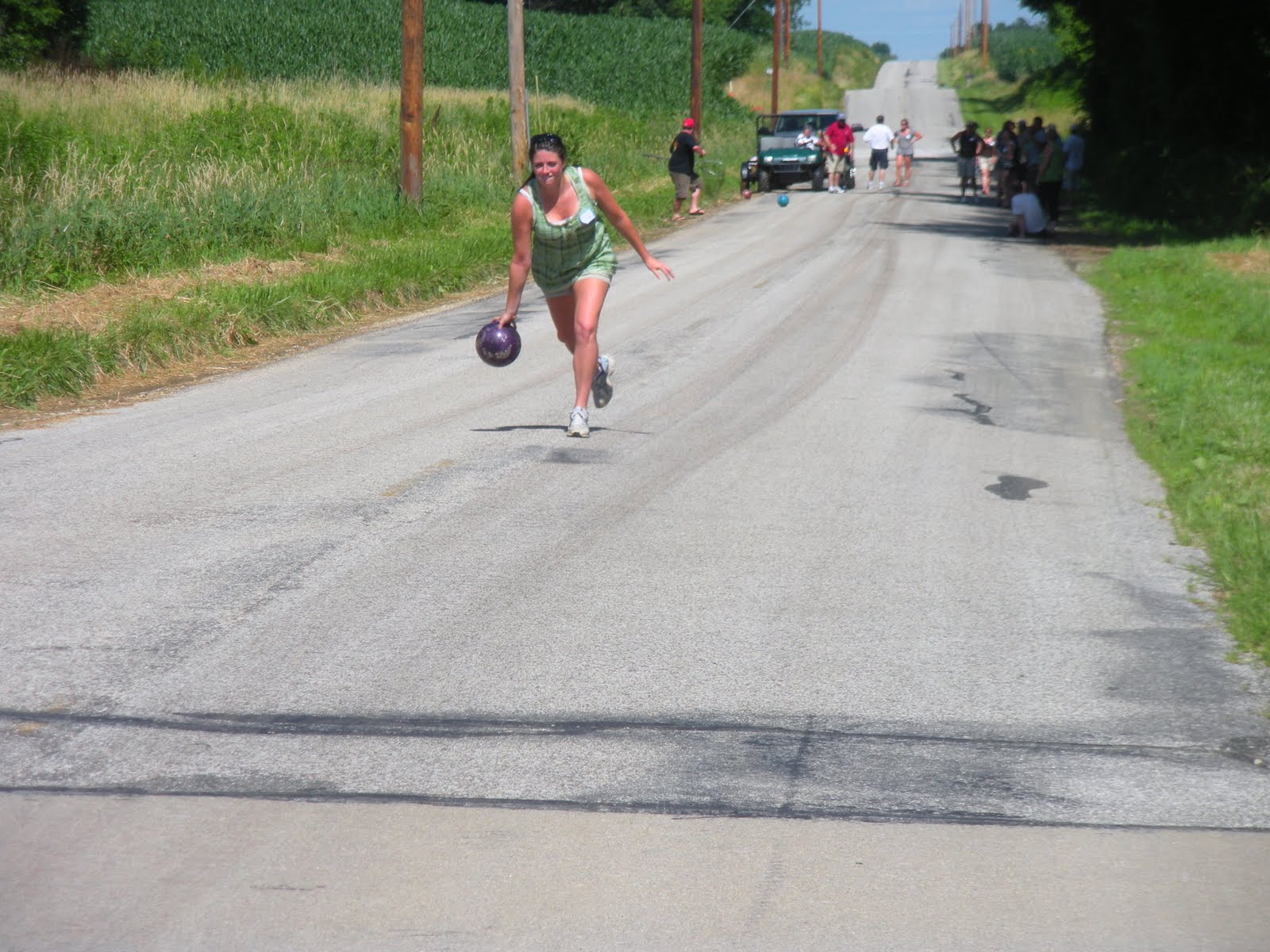 Off the Cuff and INDYpendent Irish Road Bowling