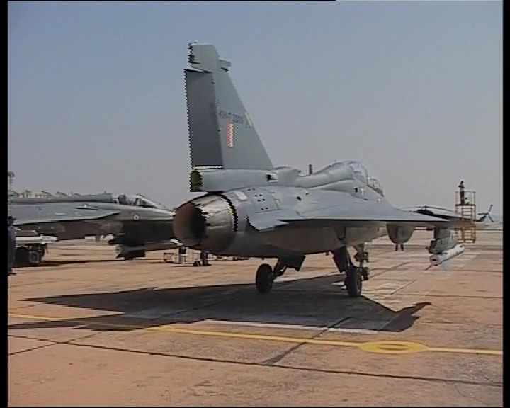 [cc020090_00011624f-745189.jpg]