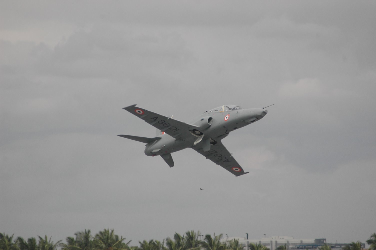 [Hawk takeoff3-775750.jpg]