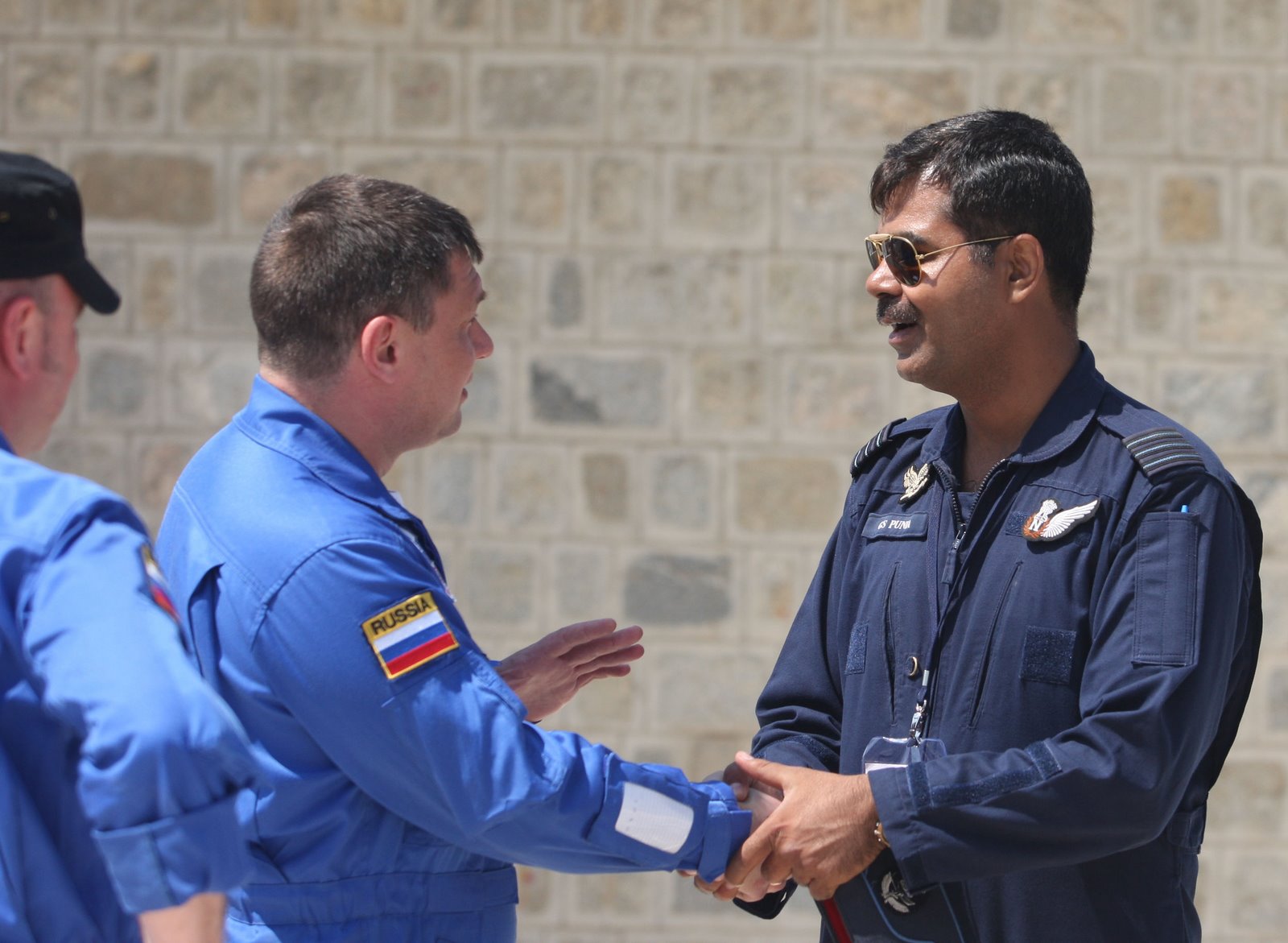 [AERO+INDIA+(15)-716135.JPG]