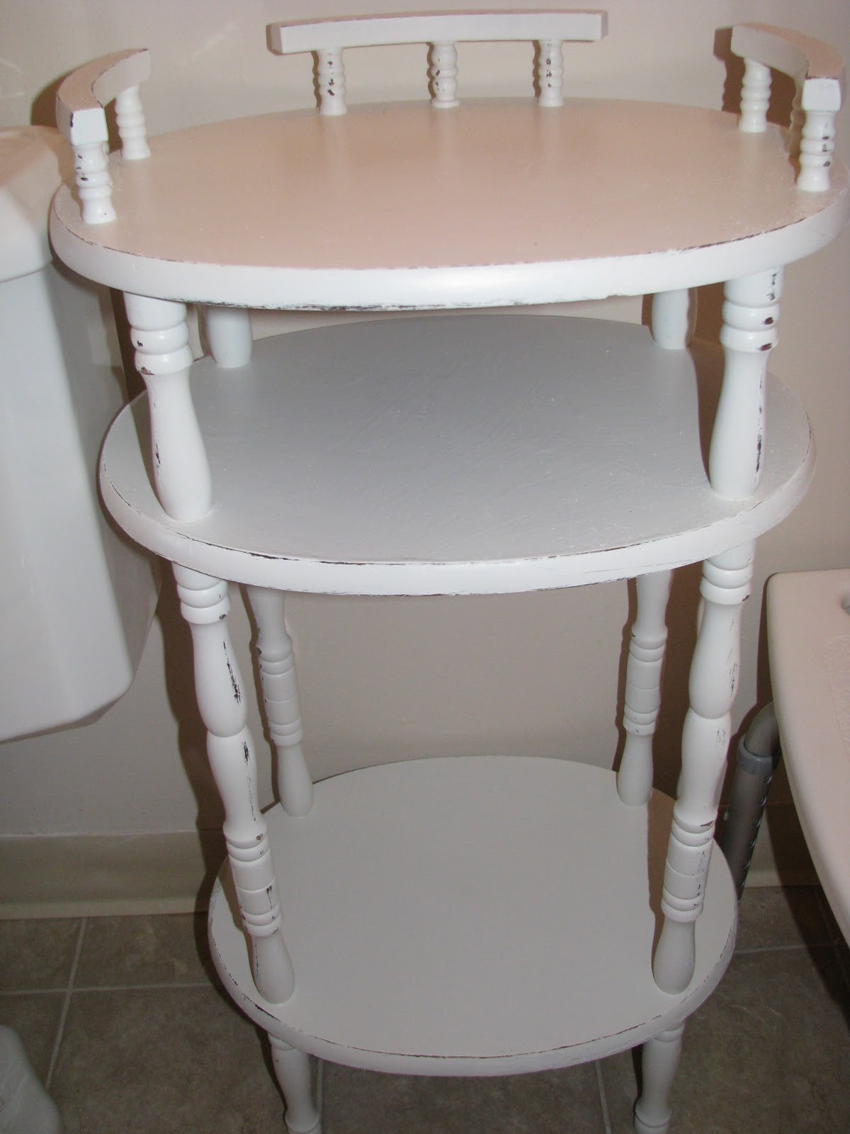 Knavish Shenanigans: Bathroom table