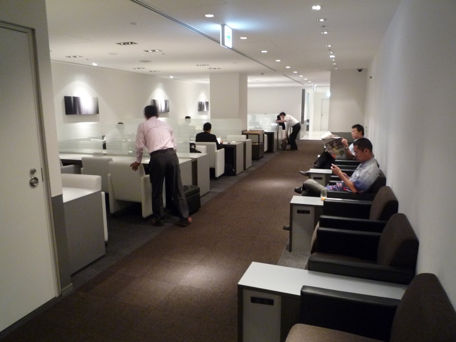 [P1120666.JPG]