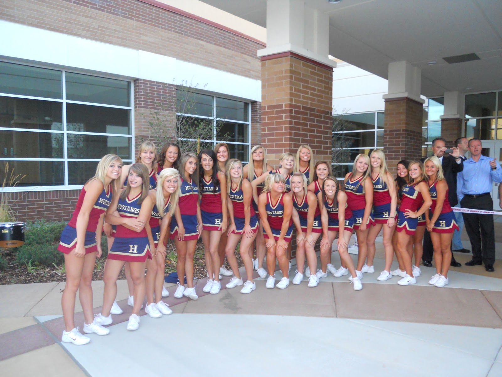herriman-high-cheerleading-team-photos