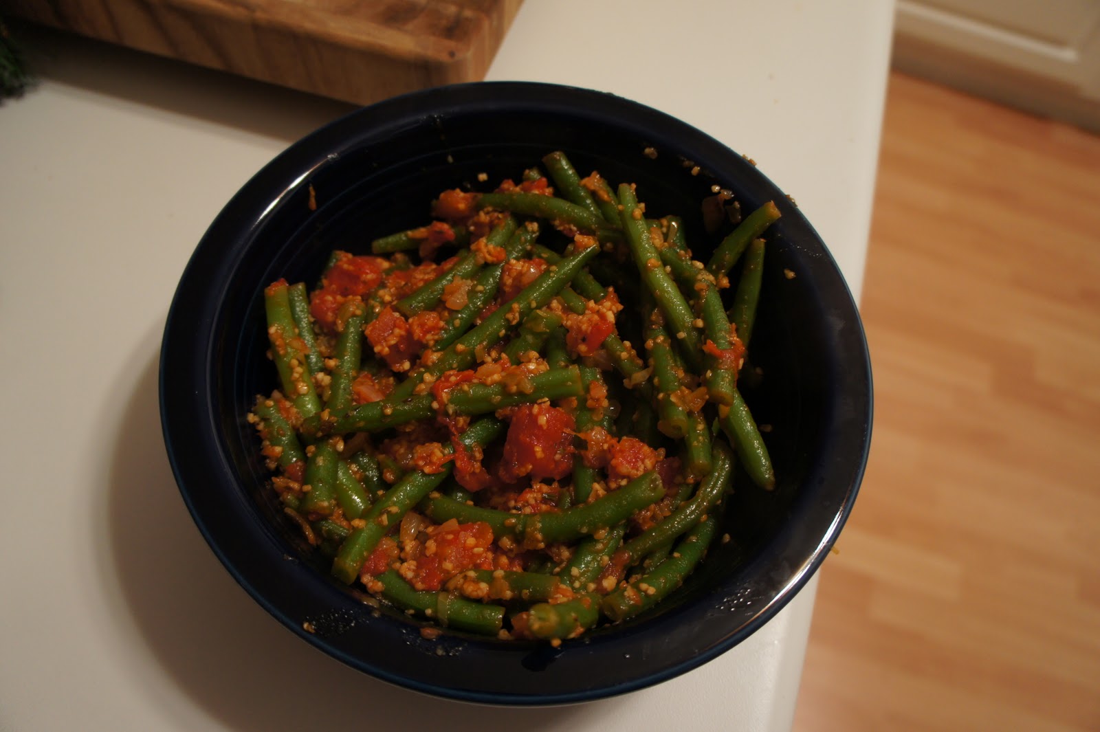 Something Yummy for your Tummy!! Sauteed Green Beans with Tomatoes and
