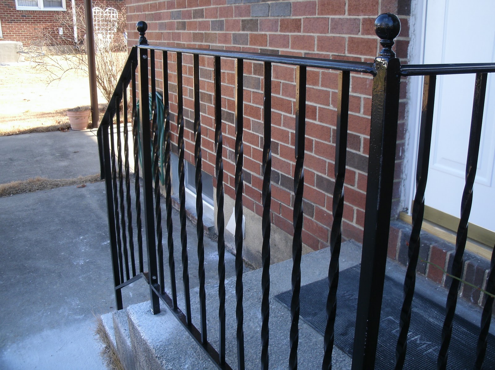 How to Diy Home Improvement and Remodeling Wrought Iron Railing