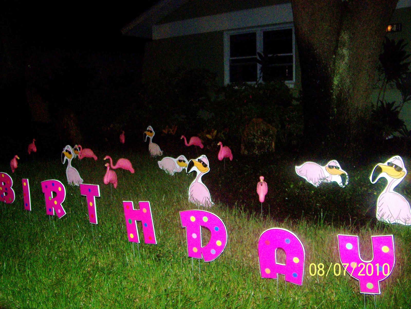 *FLOCK-N-SURPRISE* 727-687-8111 LARGO, Florida www.flocknsurprise.com